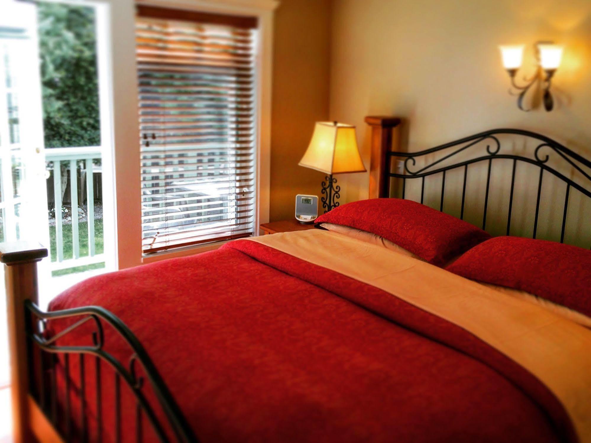 Bonniebrook Lodge Gibsons Extérieur photo