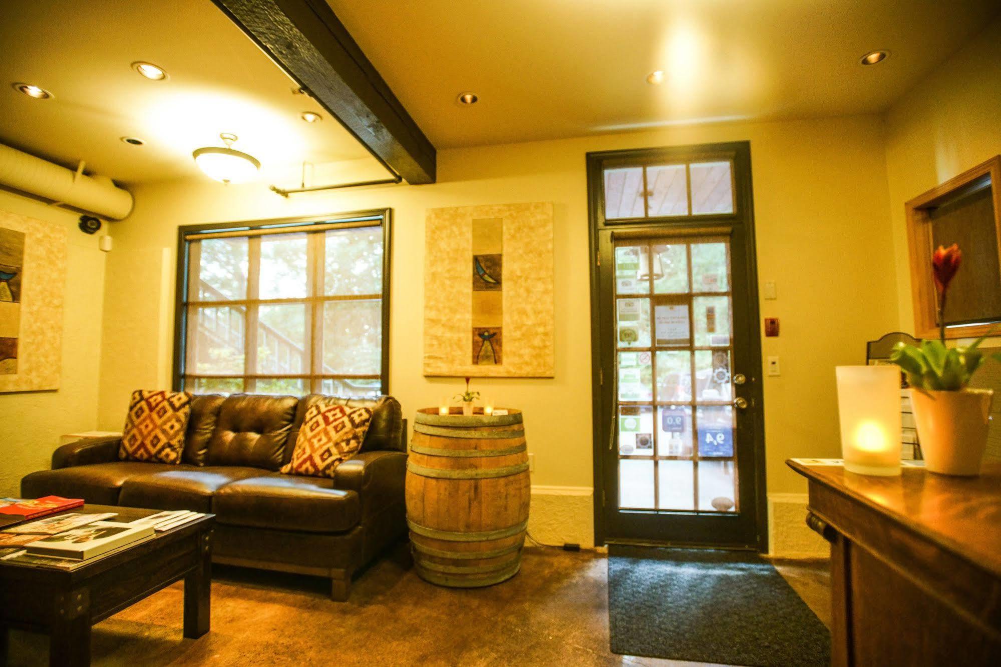Bonniebrook Lodge Gibsons Extérieur photo